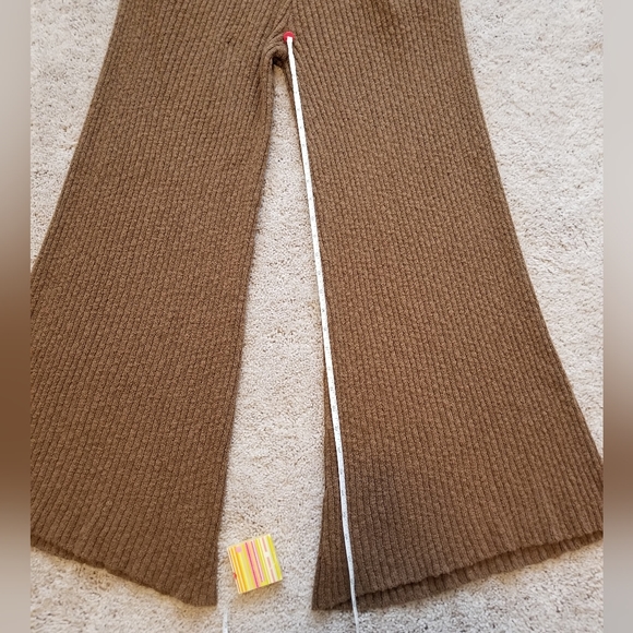 Free People Adelaide Sweater Set Candied Walnut Combo Size L Tank & Pants Set - Picture 12 of 16